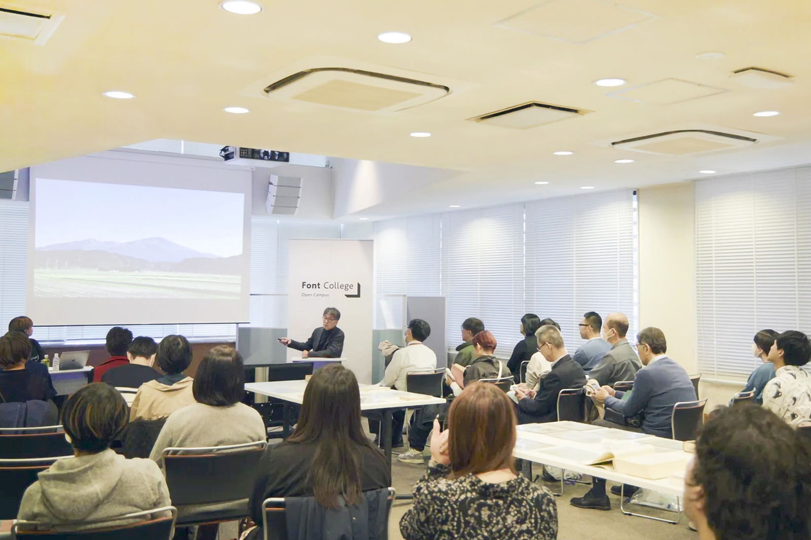 ロゴデザイン イベント展開